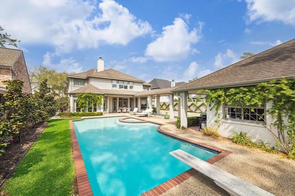 Backyard, Exterior, Pool