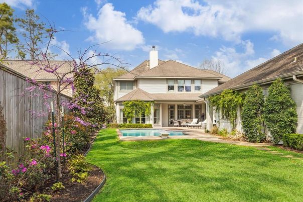 Backyard, Exterior, Pool