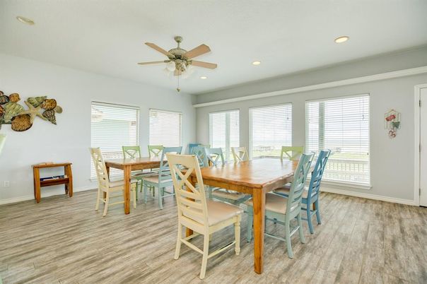 Dining room, Interior, Recessed Lighting, Wood Texture Flooring