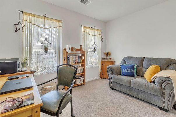 Home Office, Interior