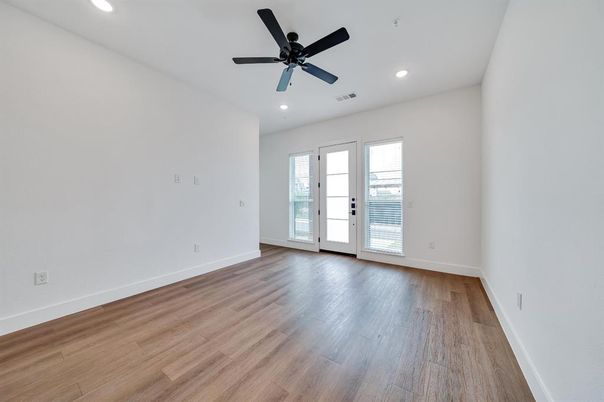Empty room, Interior, Recessed Lighting, Wood Texture Flooring