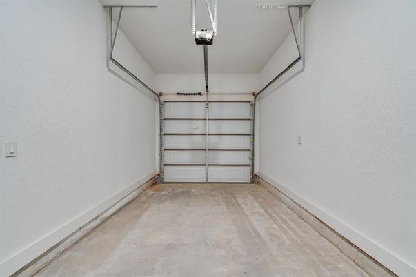 Garage, Interior