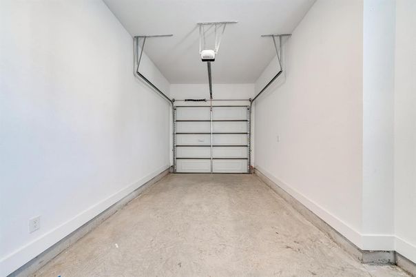 Garage, Interior