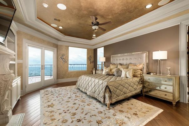 Bedroom, Interior, Recessed Lighting, Water, Wood Texture Flooring