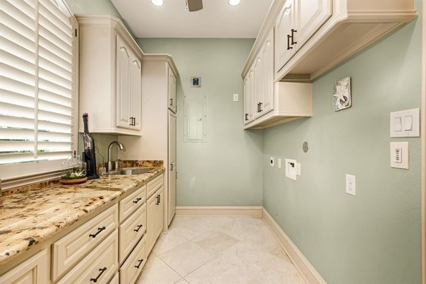 Interior, Kitchen, Recessed Lighting