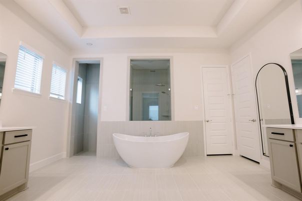 Bathroom, Free Standing Baths, Interior