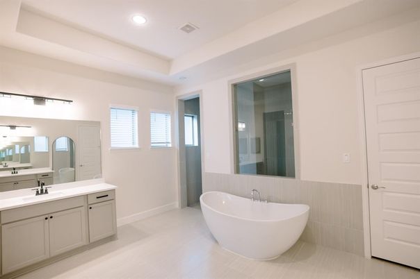 Bathroom, Dual Sink Vanities, Free Standing Baths, Interior, Recessed Lighting