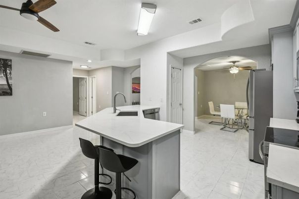 Dining room, Interior, Kitchen, Marble, Recessed Lighting