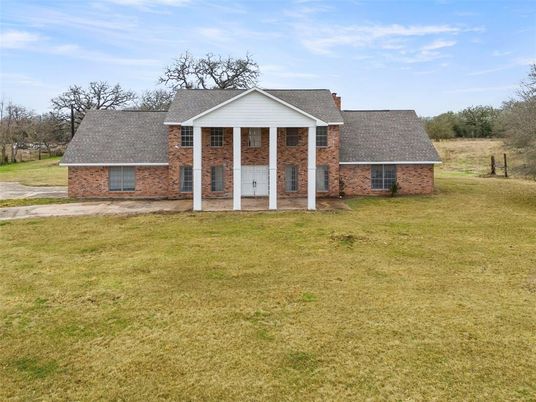 Backyard, Exterior, Facade, Brick Facade, Georgian