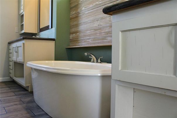 Bathroom, Free Standing Baths, Interior, Wood Texture Flooring