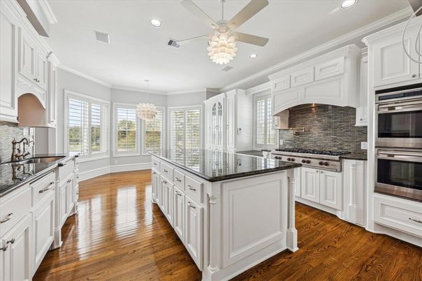 Chandelier, Interior, Kitchen, Recessed Lighting, Stainless Steel Appliances, Wood Texture Flooring