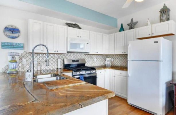 Interior, Kitchen, Wood Texture Flooring