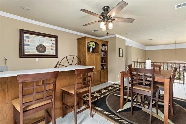 Dining room, Interior