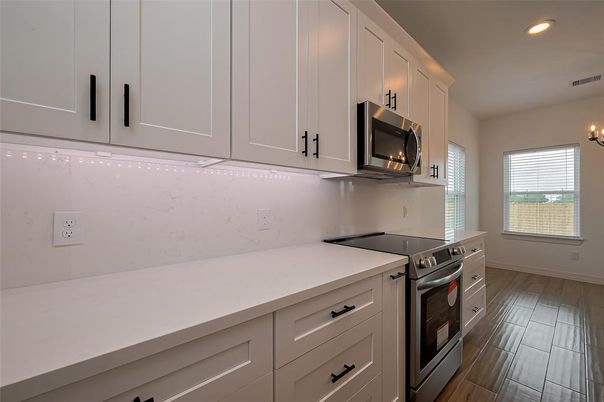 Chandelier, Interior, Kitchen, Recessed Lighting, Wood Texture Flooring