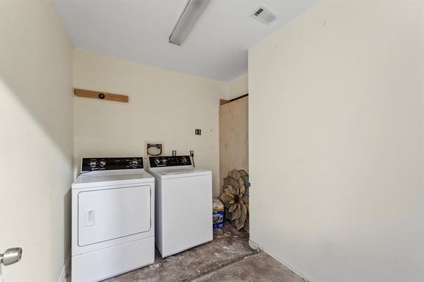 Interior, Utility Closets, Washer