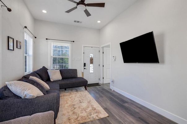 Interior, Living room, Recessed Lighting, Wood Texture Flooring