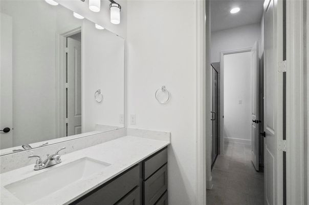Bathroom, Interior, Recessed Lighting