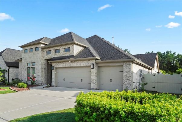 Attached, Exterior, Facade, Brick Facade, Brick Traditional