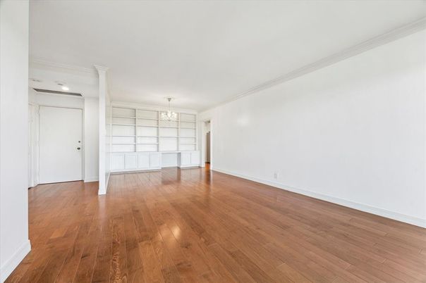 Chandelier, Empty room, Interior, Wood Texture Flooring