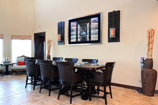 Dining room, Interior