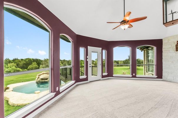 Empty room, Interior, Sun Room