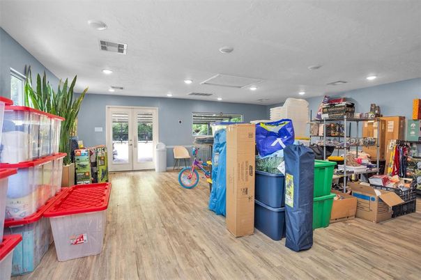 Interior, Recessed Lighting, Wood Texture Flooring