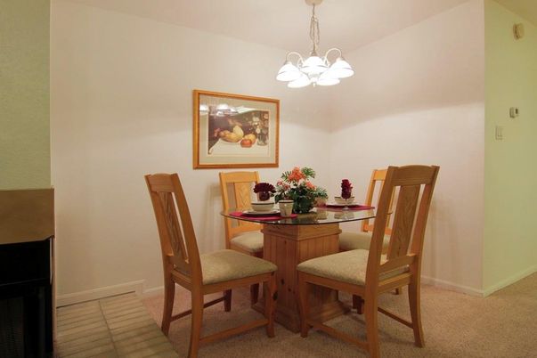 Dining room, Interior, Pendant Lights