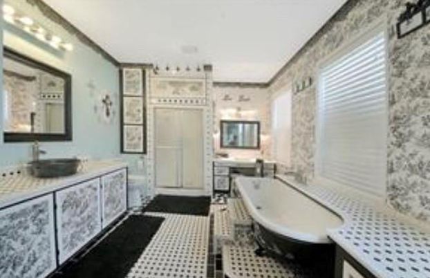 Bathroom, Dual Sink Vanities, Free Standing Baths, Interior