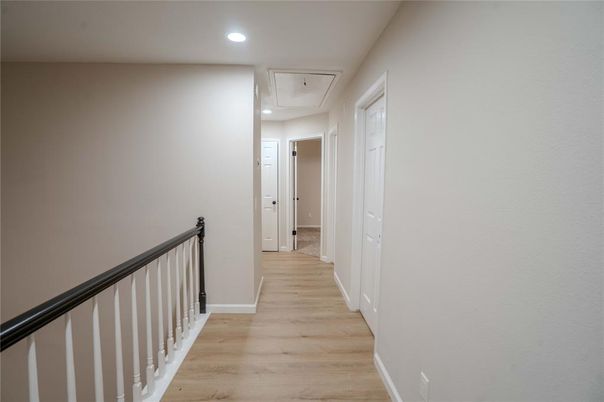 Interior, Recessed Lighting, Wood Texture Flooring
