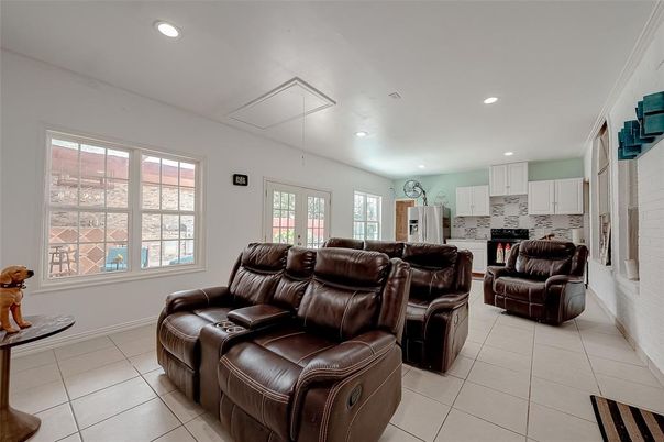 Interior, Kitchen, Living room, Recessed Lighting