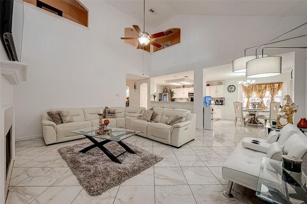 Chandelier, Dining room, Interior, Kitchen, Living room, Marble