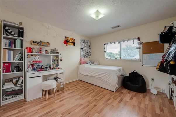 Bedroom, Home Office, Interior, Wood Texture Flooring