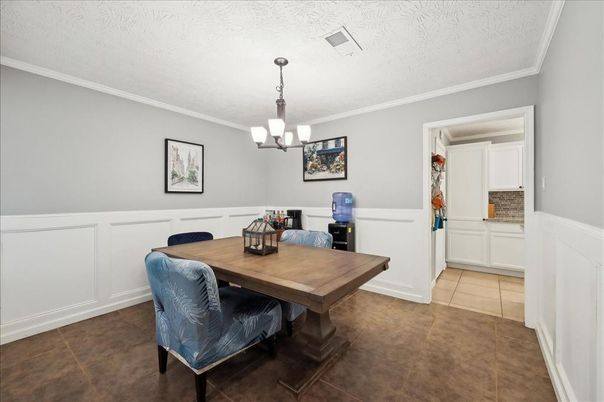 Chandelier, Dining room, Interior