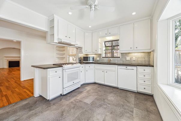 Interior, Kitchen, Recessed Lighting, Wood Texture Flooring