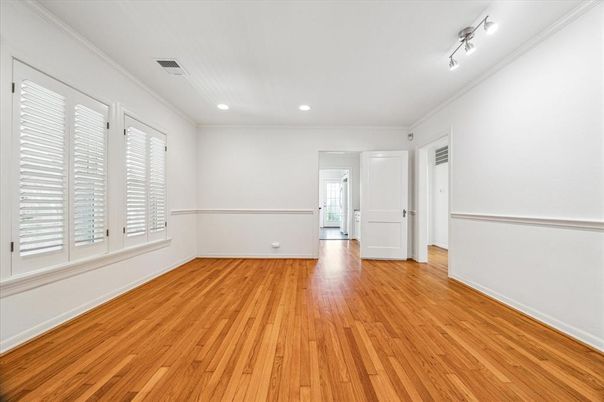 Empty room, Interior, Recessed Lighting, Wood Texture Flooring