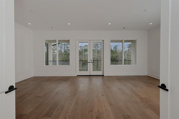 Empty room, Interior, Recessed Lighting, Wood Texture Flooring