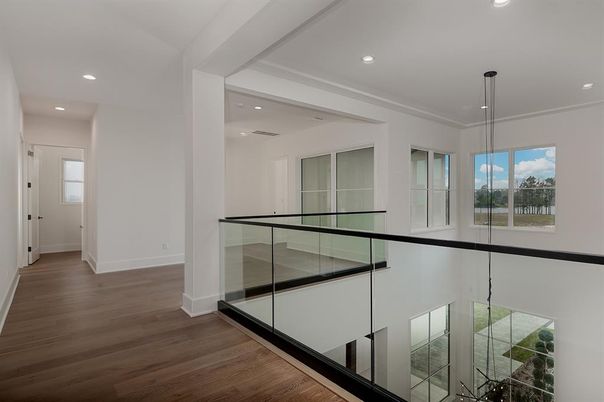 Interior, Pendant Lights, Recessed Lighting, Wood Texture Flooring