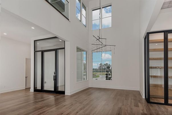 Interior, Pendant Lights, Recessed Lighting, Wood Texture Flooring