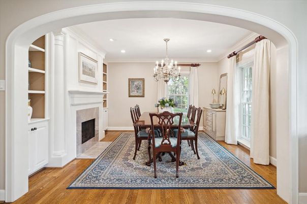 Chandelier, Dining room, Fireplace, Interior, Recessed Lighting, Wood Texture Flooring