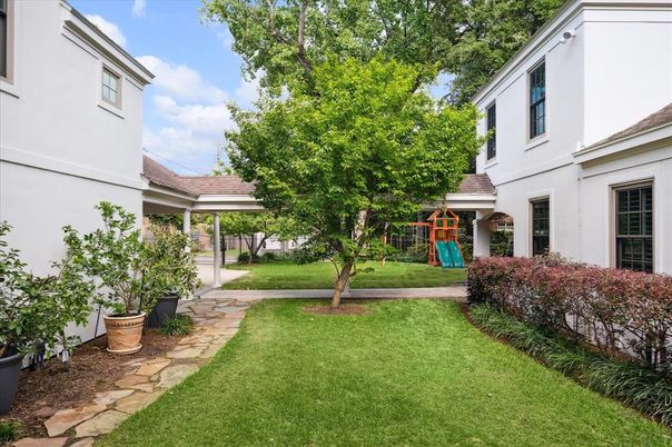 Backyard, Exterior, Playground
