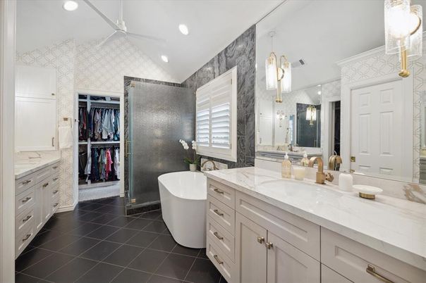 Bathroom, Dual Sink Vanities, Free Standing Baths, Glass Shower, Interior, Recessed Lighting