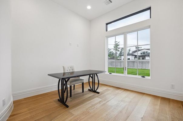 Home Office, Interior, Recessed Lighting, Wood Texture Flooring