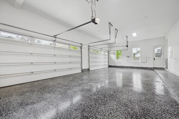 Garage, Interior