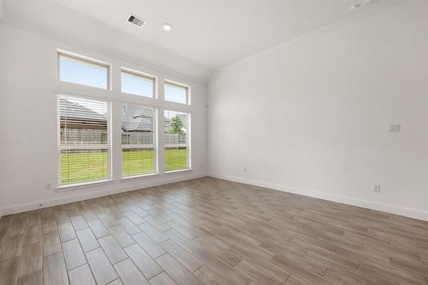 Empty room, Interior, Recessed Lighting, Wood Texture Flooring