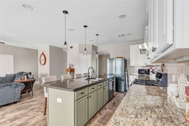 Interior, Kitchen, Pendant Lights, Recessed Lighting, Wood Texture Flooring