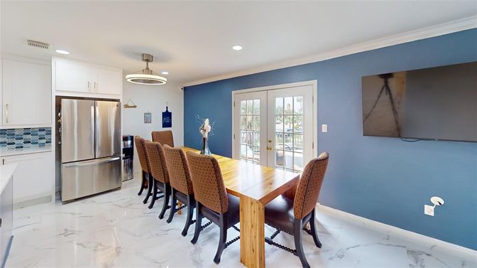 Dining room, Interior, Kitchen, Marble, Pendant Lights, Recessed Lighting, Stainless Steel Appliances