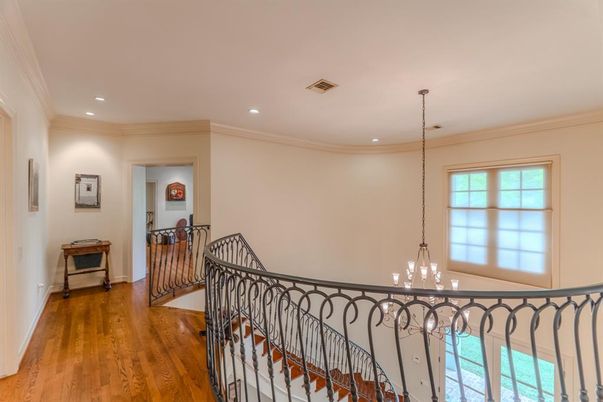 Chandelier, Interior, Recessed Lighting, Wood Texture Flooring