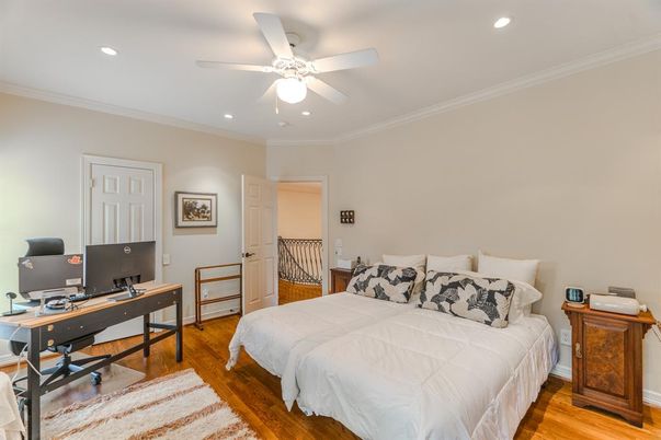 Bedroom, Home Office, Interior, Recessed Lighting, Wood Texture Flooring
