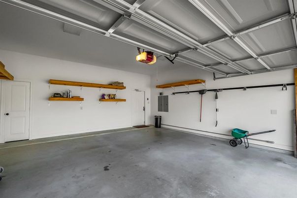 Garage, Interior