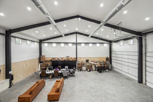 Dining room, Interior, Recessed Lighting